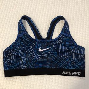 Nike Pro Sports Bra